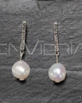 Pendiente barra rectangular corta de plata vieja con perla natural de agua dulce