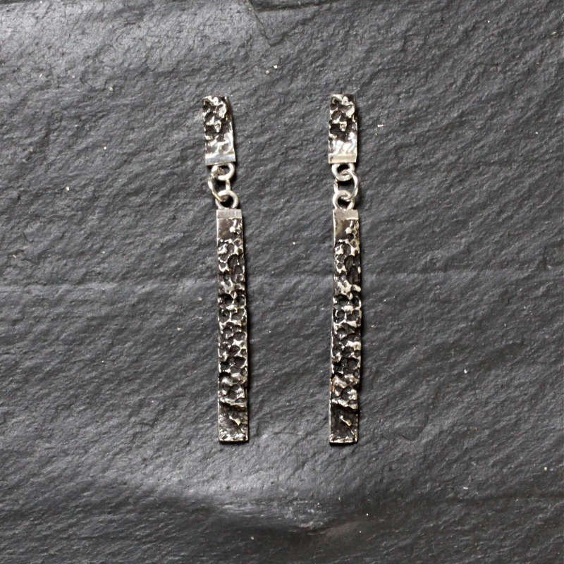 Pendiente RIO color óxido negro