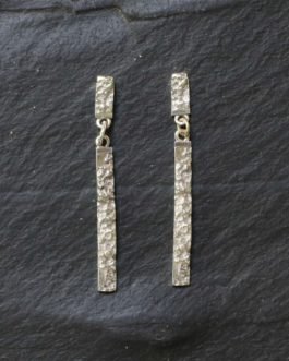 Pendiente rectangular de dos piezas en plata de color plata brillante