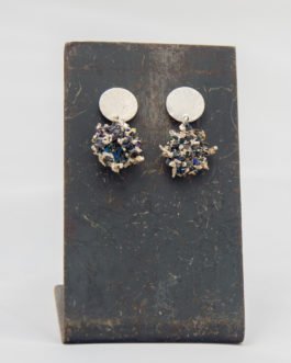 Pendientes largos de plata y mineral